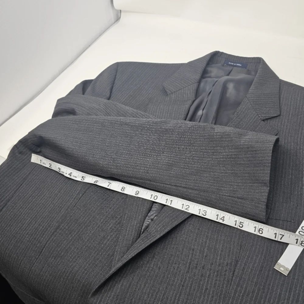 Ralph Ralph Lauren Men's 46L Gray Striped 100% Wool Blazer Sport Coat‎ Jacket.